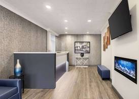 Super 8 by Wyndham Sarnia ON 2