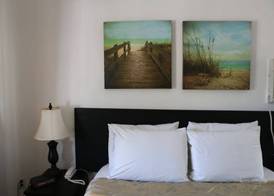 Breakaway Inn Guest House 4