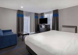 Days Inn by Wyndham Barrie 5