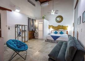Las Mariposas Hotel & Studios 3