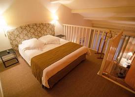 Hotel****Spa & Restaurant Cantemerle 5