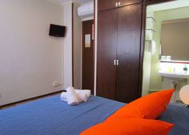 Barcelona City Seven Hostal 2
