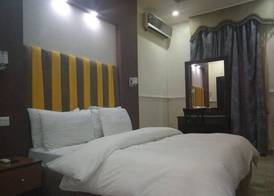 Margaretta Classic Suites and Hotel 3