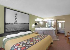 Super 8 by Wyndham Dunn 5