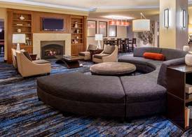 DoubleTree Suites by Hilton Minneapolis 2