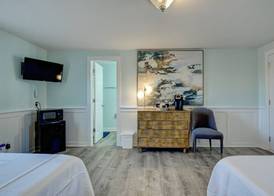 Loggerhead Inn and Suites 4
