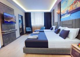 Comfort Point Two Hotel 5
