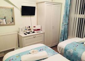 The Heidi Bed & Breakfast 4
