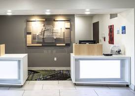 Holiday Inn Express & Suites SEDALIA by IHG 2
