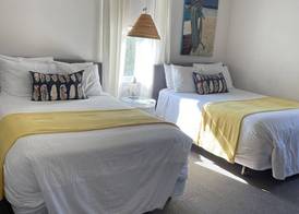 Paradise Inn On the Beach 5