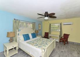 Siesta Key Palms Resort 5