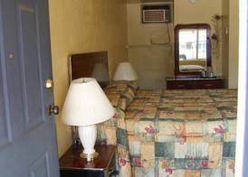 Sky Ranch Inn 3