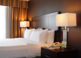 Holiday Inn & Suites ANAHEIM (1 BLK/DISNEYLAND ) by IHG 3