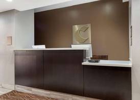 Comfort Inn & Suites Near Medical Center 5
