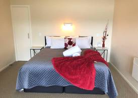 Fiordland Lakeview Motel and Apartments 5