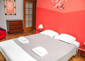 Red Kurka Apartments 3