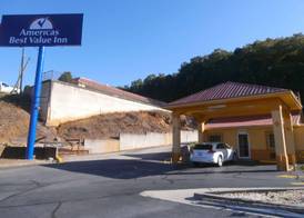 Rodeway Inn 5