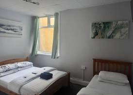 100 Pipers Hotel 4