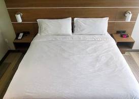 Holiday Inn Express & Suites KINSTON by IHG 3
