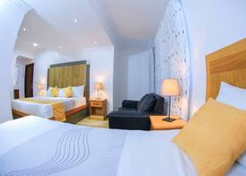 Hotel Vicentina 3