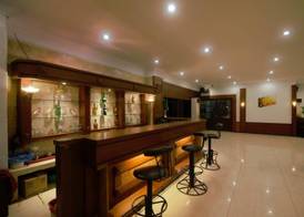 Garuda Hotel 4