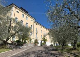 Aparthotel Englovacanze 3