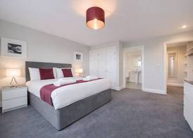 Roomspace Serviced Apartments - The Courtyard 5