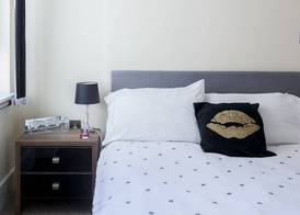 St George Thames Apartment 2