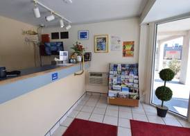 Knights Inn Oswego 5
