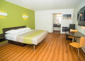 Motel 6-Palestine, TX 5