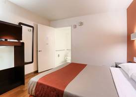 Super 8 by Wyndham Walnut Creek 2
