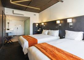 ONOMO Hotel Waterfront 5