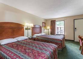 Days Inn by Wyndham Camp Springs Andrews AFB 4