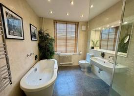 Charlotte House Hotel 5