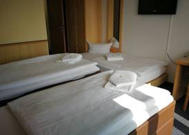 Hotel NEAR BY 5