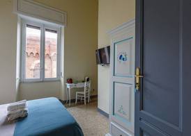 Onlyrooms IV - Sea View & Free Parking 3