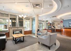 Pinnacle Hotel Whistler 2