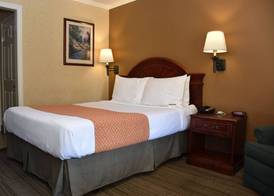 Dynasty Suites Redlands 5