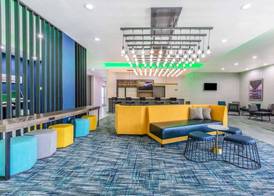 La Quinta Inn & Suites by Wyndham Galveston West Seawall 3