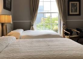Harveys Guest House 3