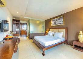 The Noble Swan Central Dong Du Hotel 4