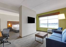 Holiday Inn Express & Suites COLLINGWOOD by IHG 4