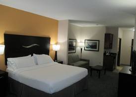 Holiday Inn Express & Suites FORT STOCKTON by IHG 3
