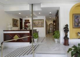 Basic Hotel Puerta de Sevilla 3