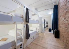 Room Gran Vía 4