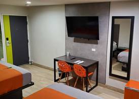 Exclusivo Inn and Suites 3