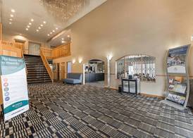 Quality Inn & Suites Portage Central 3