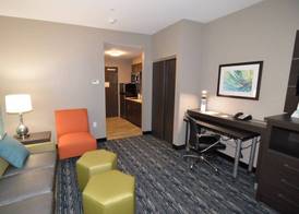 Holiday Inn Express And Suites Pasadena Houston Southeast by IHG 5