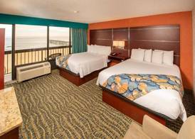 The Breakers Resort Inn 4