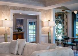 Chateau Inn and Suites 4